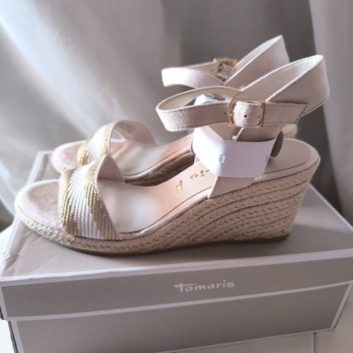 Tamaris platform sandals beige new