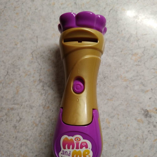 Mia and me flashlight used without discs