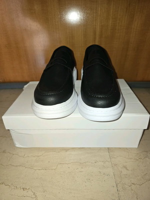 Loafer shoes size 43 new black and white