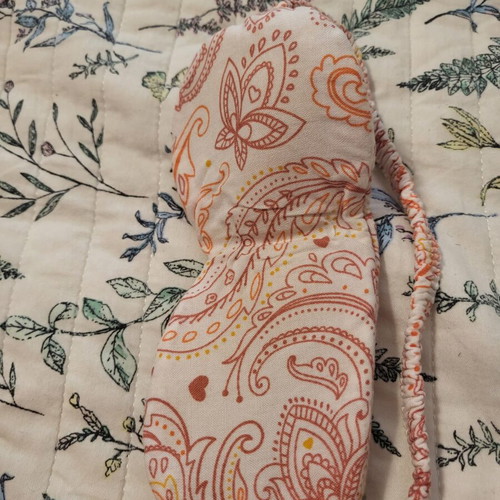 Sleep mask in good condition