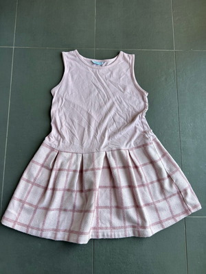 Φόρεμα Mayoral ροζ σαν καινούργιο, μέχρι το γόνατο, μέγεθος 134 cm
