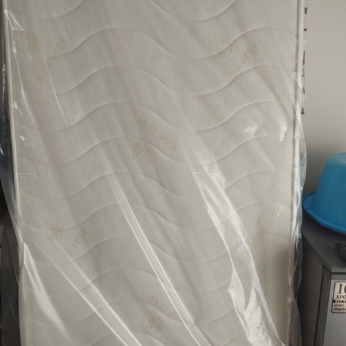 Single bed with orthopedic mattress like new, 90x190 cm