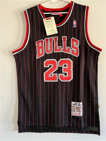  fanela - emfanisi Michael Jordan Jersey Chicago Bulls 1995-96 Mitchell & Ness mavri megethos XL
