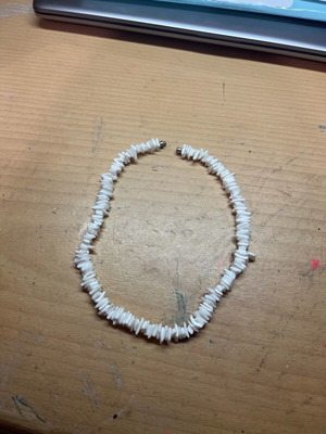Necklace new summer white