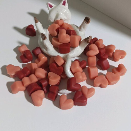 Wax melts mini hearts from 100% plant-based rapeseed wax like new, 80 pieces