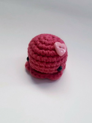 Fuchsia Small Crochet Octopus Amigurumi