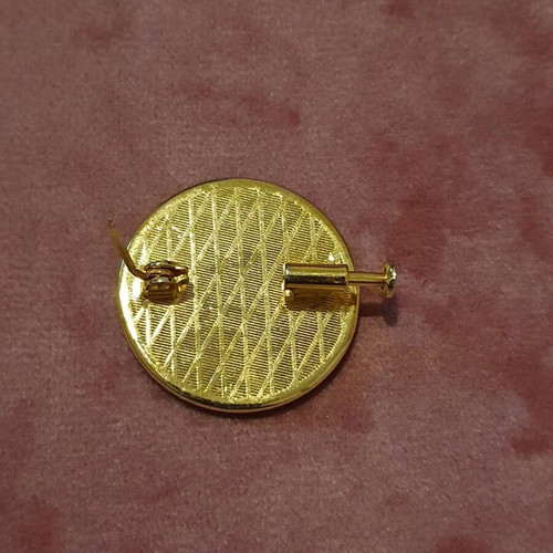 Vintage 50s damascene pin like new, 24k gold plated