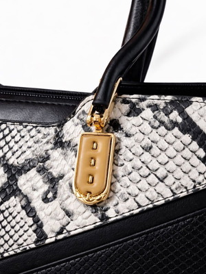 Snake Print Shoulder Handbag new, black and white