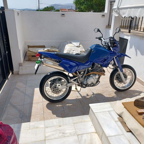 Yamaha XT 600E 2001 motorcycle used, 600 cc, manual, petrol