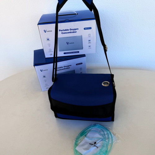 Portable Oxygen Concentrator 3L Continuous Flow new with battery