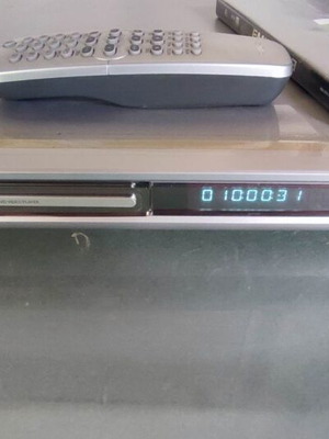 Sony DVD Player 729 like new