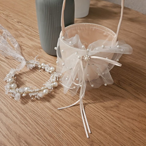 Flower girl set with hair wreath and rice basket