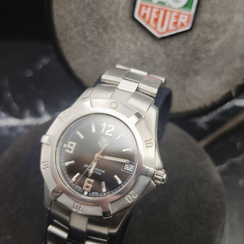 TAG Heuer Professional 200M WN1110 quartz watch
