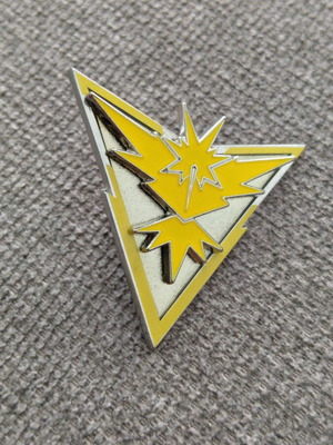 Team Instinct Pokemon Go Pin new
