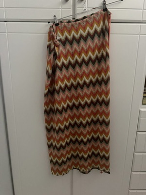 Moutaki knitted skirt like new, multicolor, sarong style