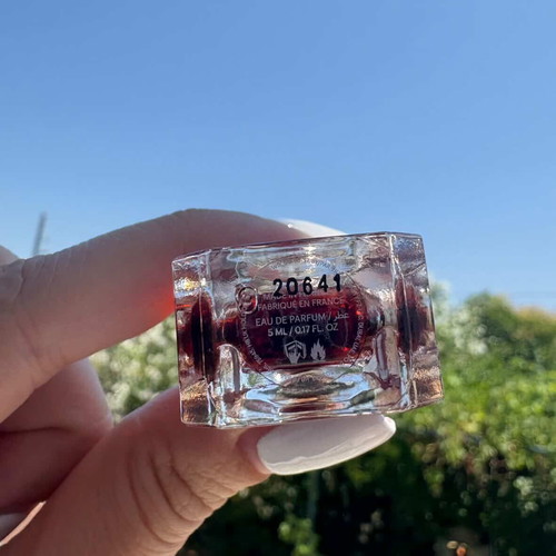 Kayali Vanilla Candy Rock Sugar 42 Mini Perfume 5ml new, authentic
