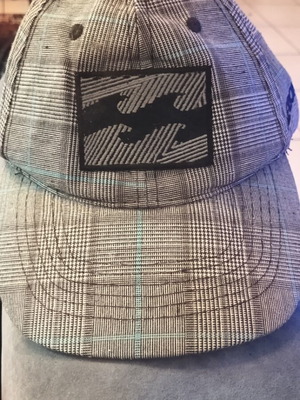 Billabong men's hat like new