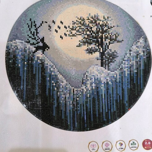 Beaded embroidery round design new