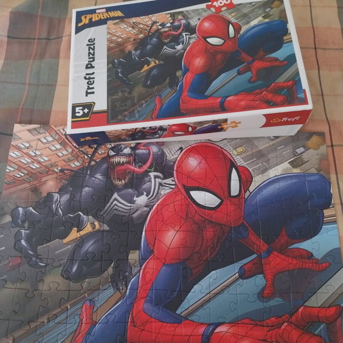 Trefl Spider-Man Puzzle 100 Pieces like new