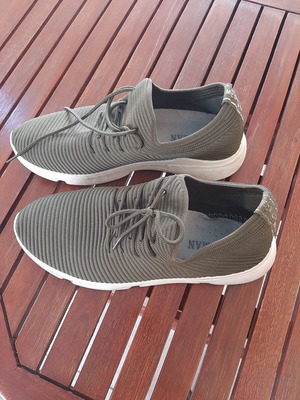 Casual shoes size 42 used, green