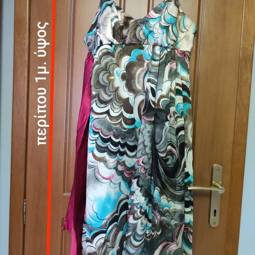 Printed satin dress with straps like new, size L