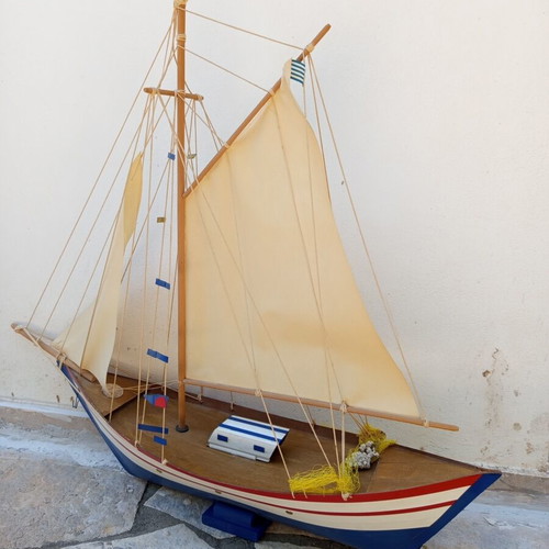 Large sailing ship miniature used, wood and paper