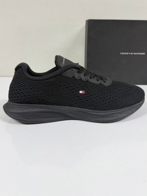Tommy Hilfiger casual shoes used, size 43, black