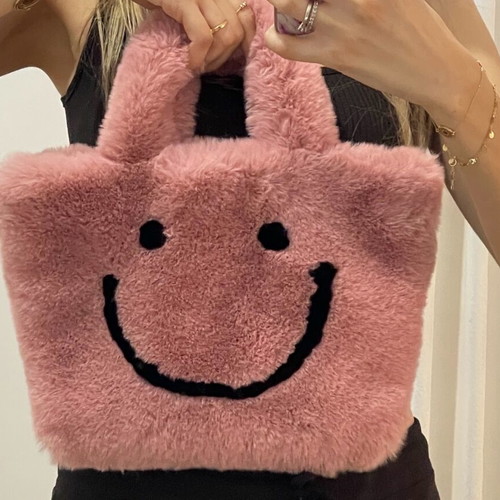 Pink fur hand bag like new