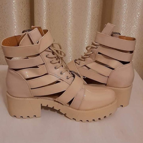 Seastar beige patent leather ankle boots new, size 39