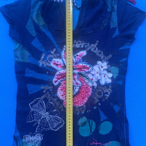 Desigual Vintage Y2K Boho Floral Sequined T-shirt Size XS like new