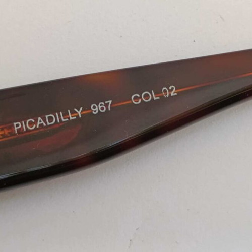 Hilton Picadilly 967 col 02 sunglasses like new, brown and gold