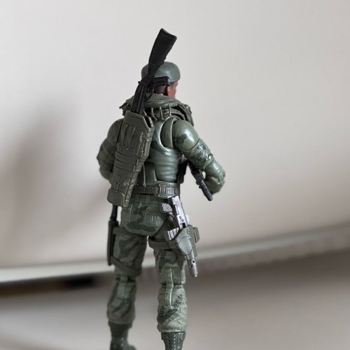 G.i. Joe Classified Series Sgt. Stalker like new Hasbro 15 cm