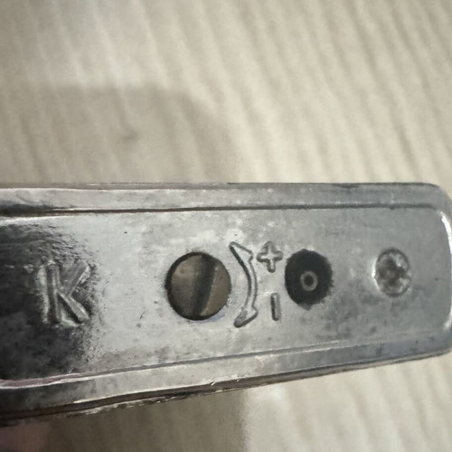 Piezoelectric Metal Lighter used with eagle engraving
