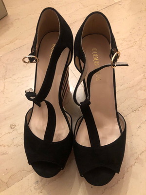 Migato black suede platform sandals like new with striped sole size 38