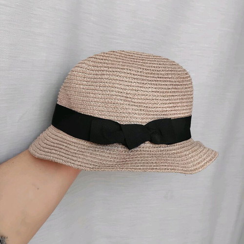 Straw hat Marks & Spencer for ages 3-6 like new, beige