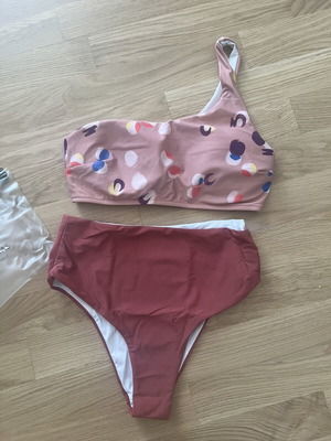 Zebras & Libras bikini set like new, multicolor, size M