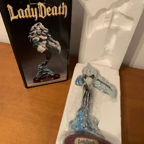 Lady Death statue new, limited edition 1995