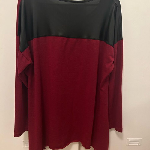 Paris blouse large red like new