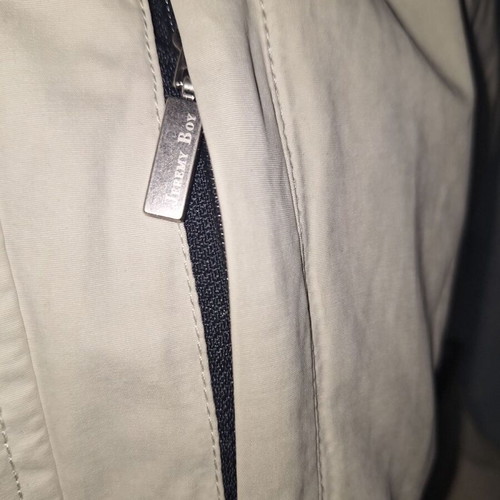 Jeremy Boy men's sports jacket size M like new, beige with detachable hood