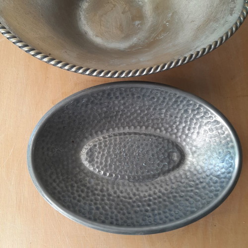 Vintage metal utensils used, pack of 2, decorative details
