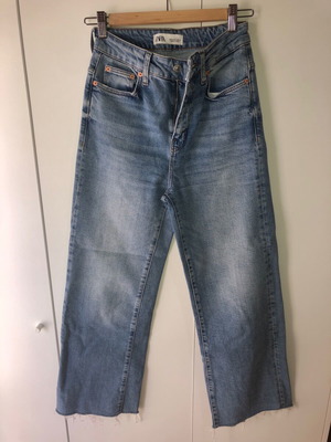 Zara jeans size 36 like new, blue, high waisted