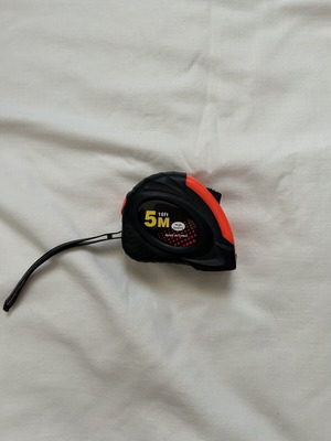 Measuring tape 5m new, fully functional