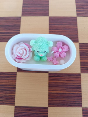 Handmade scented candle new, natural wax and porcelain container