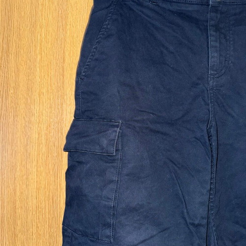 Makia men's cargo shorts navy size 32 like new