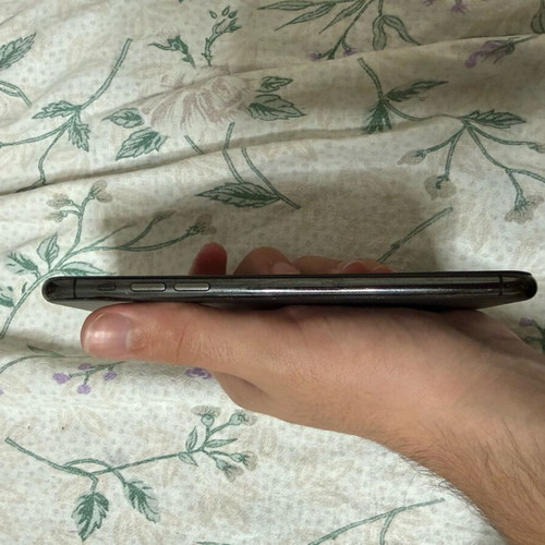 iPhone 11 Pro Max grey 64GB used