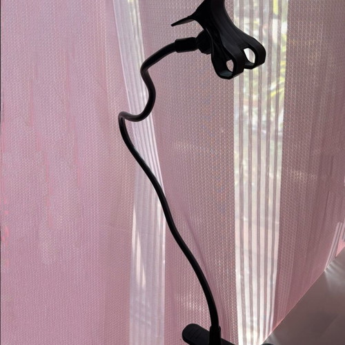 Flexible long mobile phone holder like new