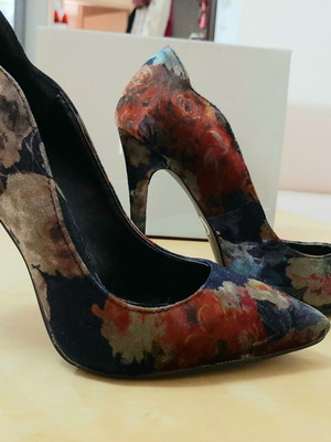Migato blue velvet pumps new size 37