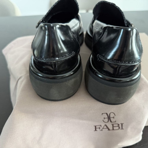 Fabi leather loafers size 39-40 with box, like new