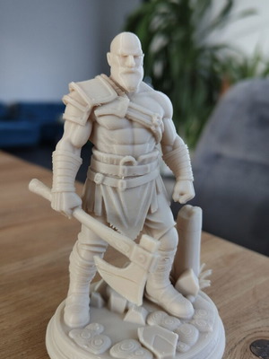 Kratos God of War figure 10 cm like new