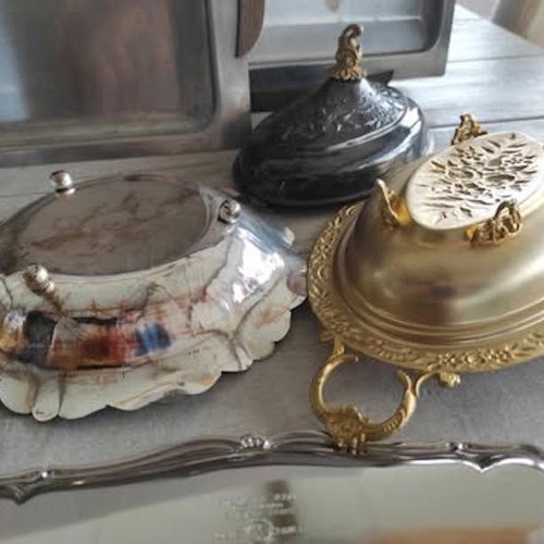 Serving trays used, set
